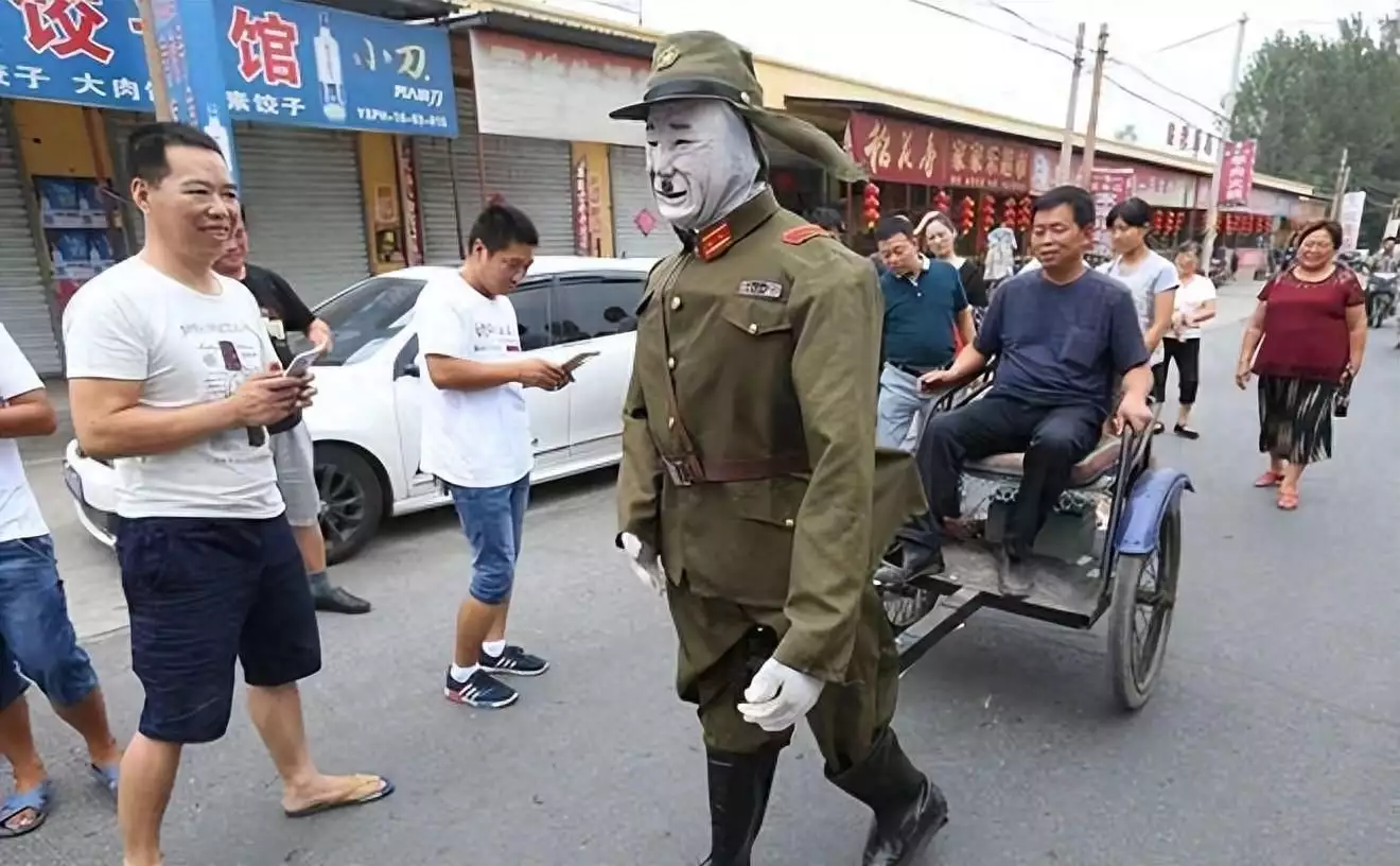 回顾河南农民段少杰：自修制造机器人，5年时间赚了100万，凭啥？女人怀双胞胎嘴巴薄如白纸，拍下家书拼命也想保小，后来怎么样？