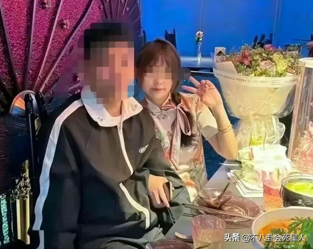 胖猫被扒曾替家人背债27万，和女友是真爱，家人才是“吸血鬼”