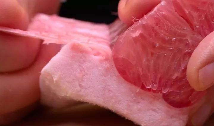 更新|还觉得柚子难剥?是时候更新你的剥柚子技巧了!