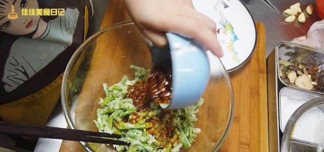  油腻|豇豆换个新吃法蒸豇豆，这样做不油腻还营养健康，太好吃了