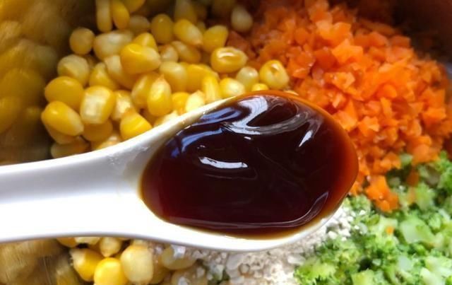 不放|蚝油用了这么久,才知道不能乱用,老厨师:记住4不放、3不吃