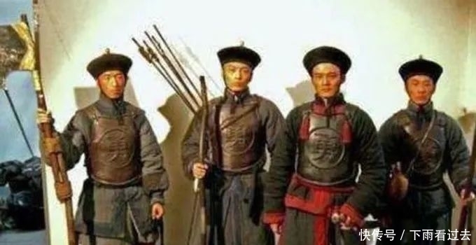 八旗兵和绿营兵|清朝军服上的“兵”和“勇”有何区别?