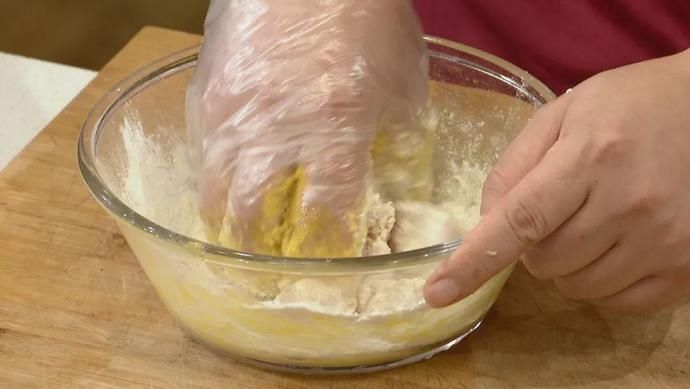 小梨盅|【养生厨房】今日菜品——《雪梨咕咾肉+小梨盅》