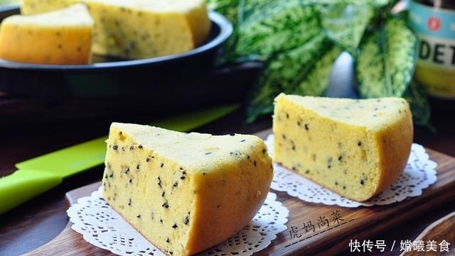  酸奶|玉米粉+酸奶+鸡蛋，做成无油又低糖的早餐蛋糕，好吃健康易消化