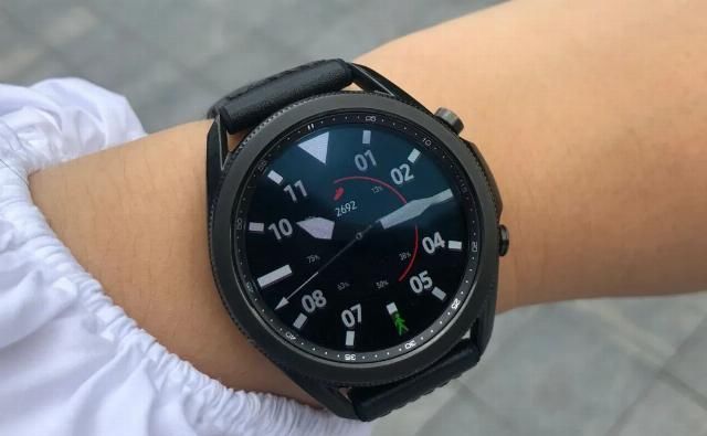  健康|三星 Galaxy Watch3 评测：出色的交互体验，实用的健康功能，优秀的设计做工