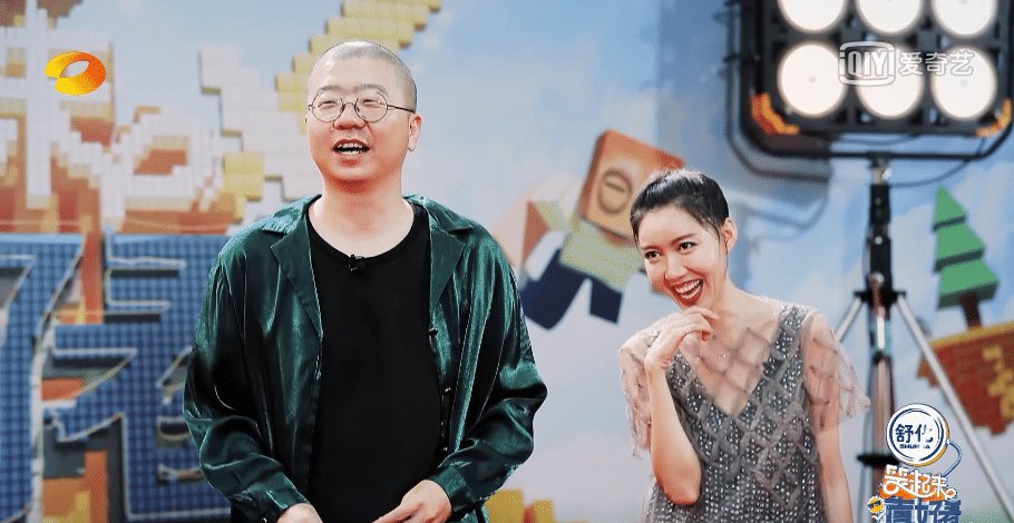  年轻|《笑起来真好看》，以年轻之名，为喜剧破圈，抱歉你真破不了