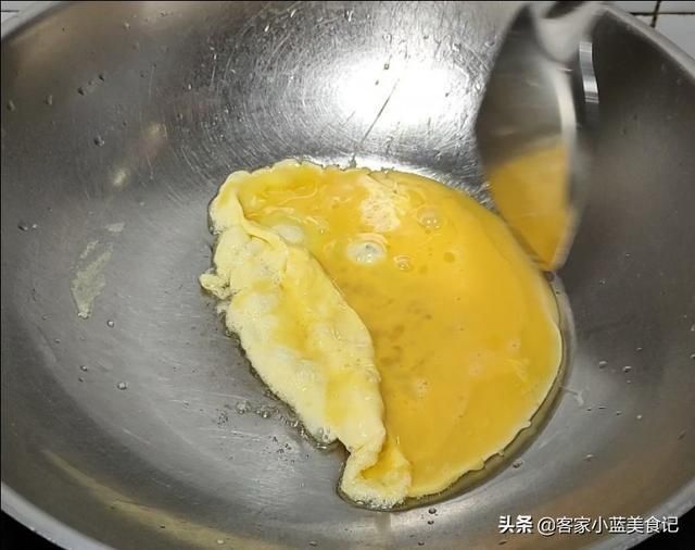 夏天|它不是黄瓜,夏天宁可不吃肉也要吃它,简单易做,开胃消暑又下饭