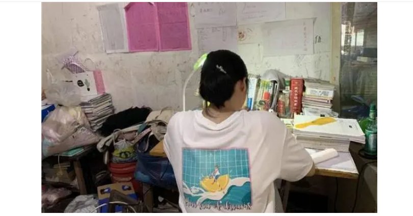 学府|想带奶奶上大学的江西女孩被千年学府录取：孝顺的孩子运气不会差