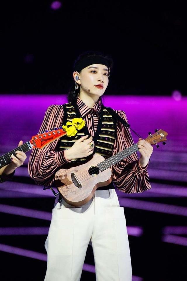 功夫|“姐姐”们玩乐器、耍功夫获赞 宁静:让50岁女性看到自己发光的地方