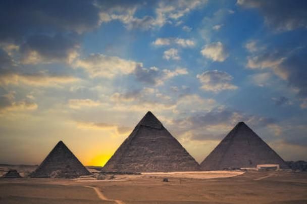  埃及|非洲人来中国旅游，一下飞机就大叫，最后还住进了医院