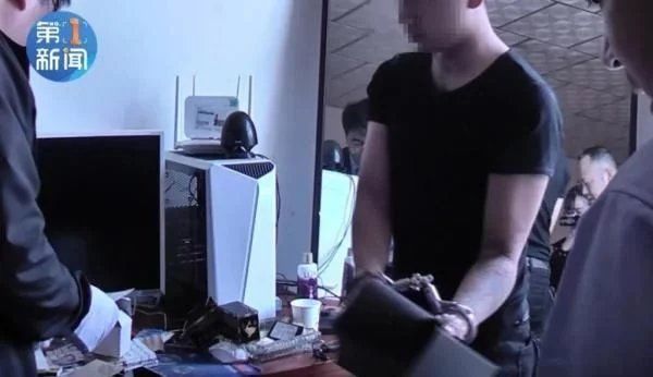 女士|榆林一小偷专偷女士物品 民警:手法咋这么熟悉?