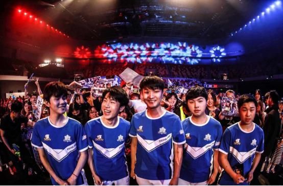  大结局|KPL：梦之队组建完成？辰鬼称猫神选择续约，cat去哪终于大结局