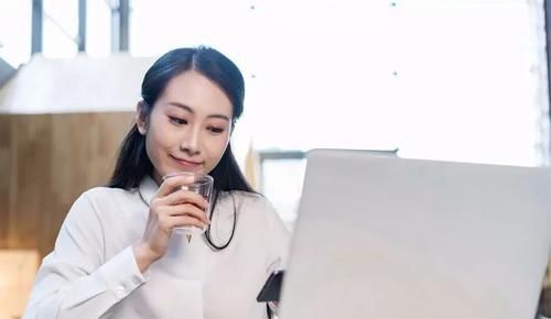 乡村|乡村光棍遍地走，3类人没钱也让女孩讨喜，看看你契合吗