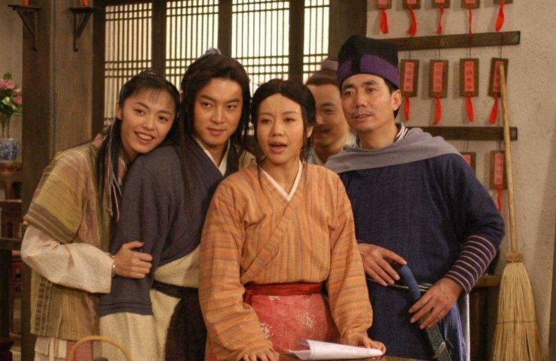  武林|《武林外传》范明上演吃货最高境界，家里别墅豪华，装修堪比皇宫