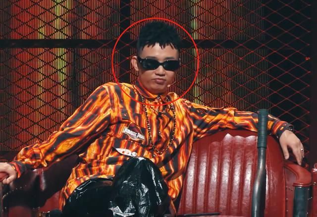  选手|吴亦凡对小白说，在我心里你是第一名，谁注意到GAI的表情？