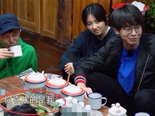  明星|向往的生活：最没素质的嘉宾，满嘴谎言不断，还不停用手指别人