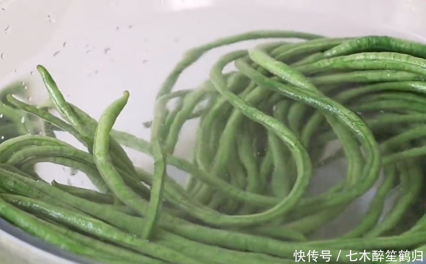  筷子|豆角学会这样做，好吃到你不想放筷子，鲜嫩营养，越嚼越想吃