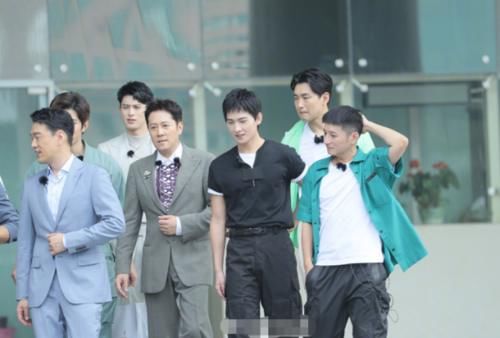  哥哥|《元气满满的哥哥》开机，嘉宾阵容太强大，唯一女嘉宾超亮眼