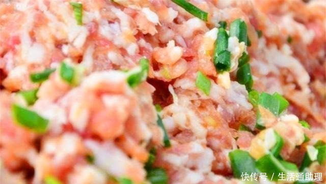 饺子馆|饺子馆里的饺子好吃，两种自制调味料是关键，商业版本，值得收藏