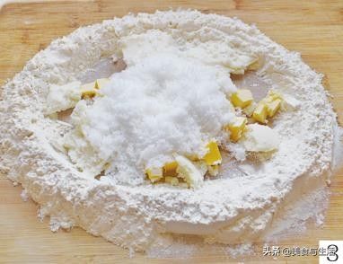 技巧|不需要任何技巧,教你这样做核桃酥,在家一样能做的很好吃