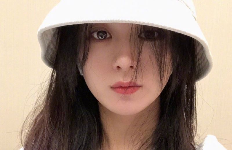  现象|赵丽颖录制综艺被围堵，众多路透图片被放出，代拍现象何时能整治