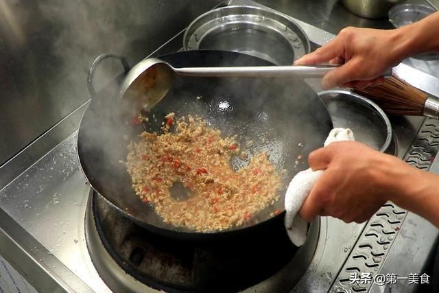  道菜|三伏天、我家就爱这道菜！简单一炒、脆爽入味促食欲，一盘吃不够