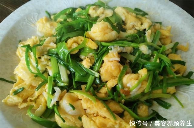 孩子|周末,孩子住校回家,给他做了4个菜,都是家常菜,把他吃撑了