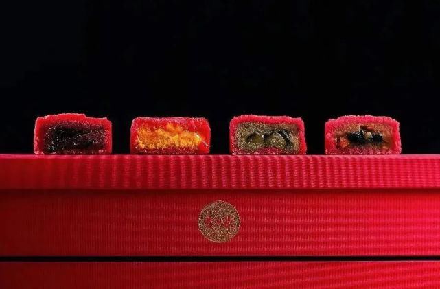  疯狂|燃到不敢认！国货品牌月饼太美了，连老外都要疯狂搞代购