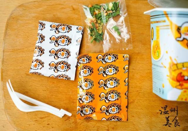 泡面|温州便利店的这些新奇泡面,我们测评后发现ZUI好吃的竟然是……