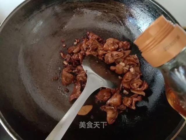 下酒|香而不腻的肥肠煲！零厨艺家常菜！下酒又下饭，好吃到爆