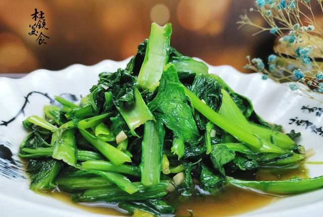 做出|9月里的鲜嫩食材,搭配这2种关键配料,做出美味清口素菜