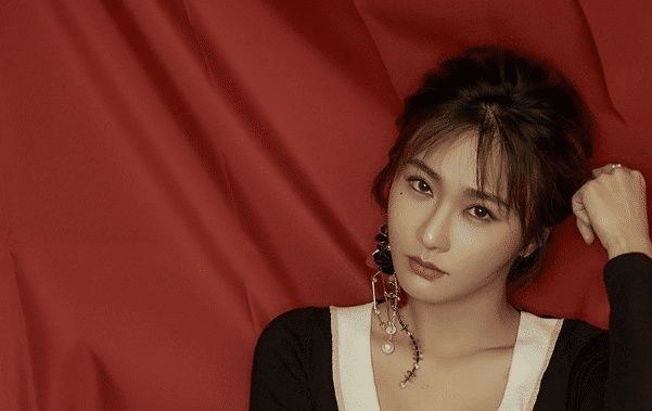  未婚|她瞒着丈夫参加好声音，走红后却声称自己未婚， 下台就和丈夫离婚