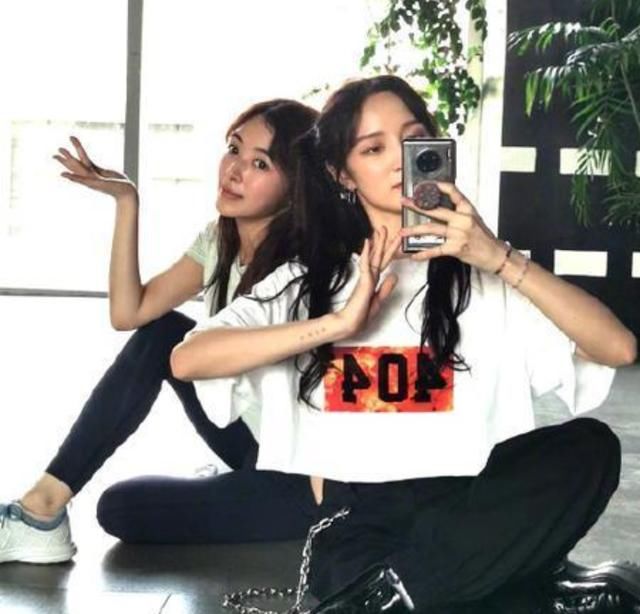  万茜|《浪姐》成团名单，万茜却另有想法，说出心中名单：不愧乘风破浪