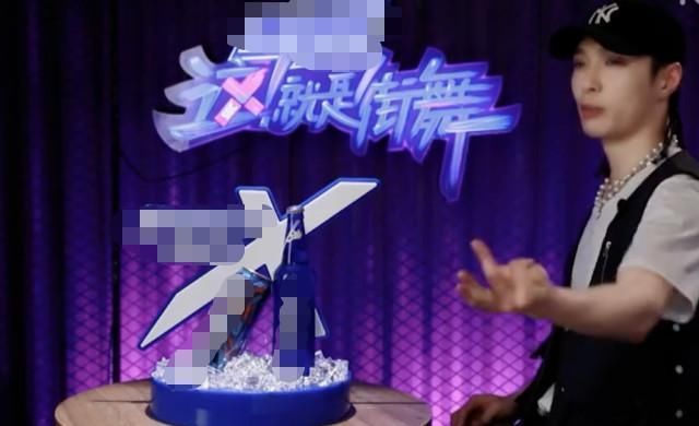  重点|张艺兴评价《街舞》三位队长，一个不说话一个说不明白，句句重点