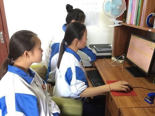  毕业|云端相聚叙别，今年的毕业不寻常，情深而有趣