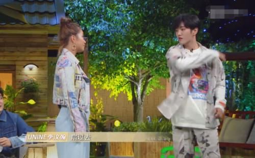  人敢|李汶翰王菊扮演情侣，听到他开口对王菊的称呼：真没人敢叫第二遍