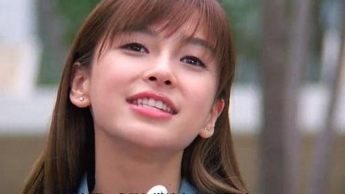  可拍|八千万片酬的baby落得无戏可拍，直播带货数据惨到让人心疼