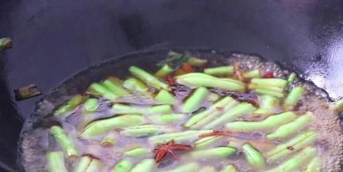  好吃|土豆炖豆角，好吃不长胖，下酒又下饭