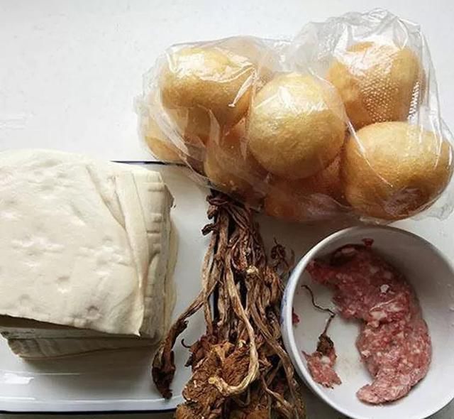  晚餐|晚餐做它最省事，拌一拌蒸一蒸出锅，入口软嫩鲜美老人小孩都爱吃