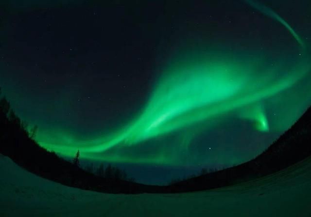  比基尼|62岁离婚恢复单身的奶奶，68岁穿比基尼、独自环游世界火遍全网！