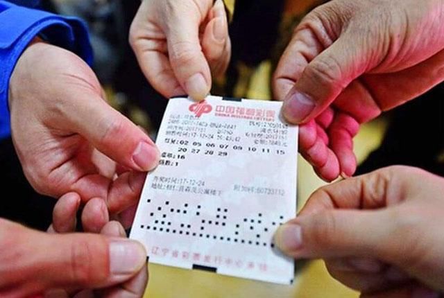 到底|上半年彩票销量1239亿，到底谁在买彩票？