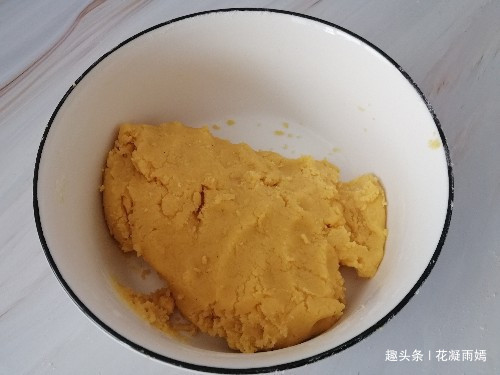  好吃|饼干别再买了，自己在家做，不用黄油和低粉，金黄酥脆，好吃健康