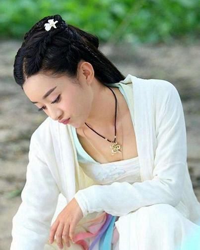  中餐厅|赵丽颖上《中餐厅》败尽好感，说话阴阳怪气，吃饭还翻菜