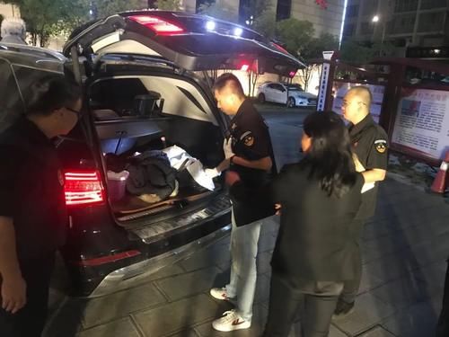 执行干警|好聚不好散 离婚夫妻双双成为被执行人