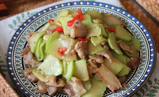 佛手瓜|夏天,最该吃的不是黄瓜,而是它,提高智力,孩子脑瓜更聪明