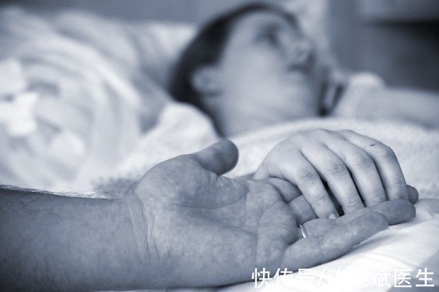 晚上的“这个”习惯，会很容易加速癌症和猝死！三个建议做好调整2023