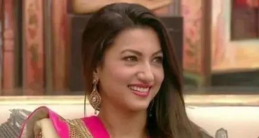 摩托车|印度游客:中国果然落后,我们骑摩托车,他们却还在骑自行车