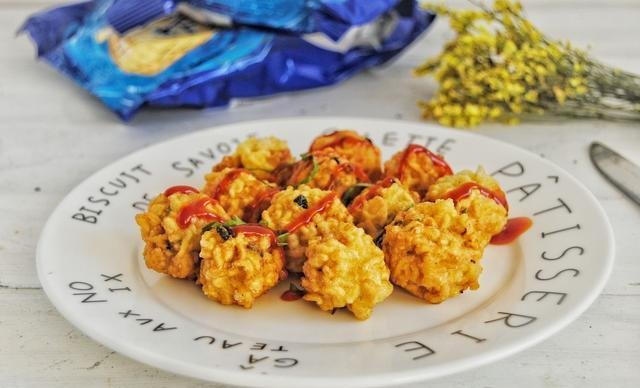  土豆|这6种小吃，喷香馋人，吃着很过瘾，做法不难，家人都爱吃