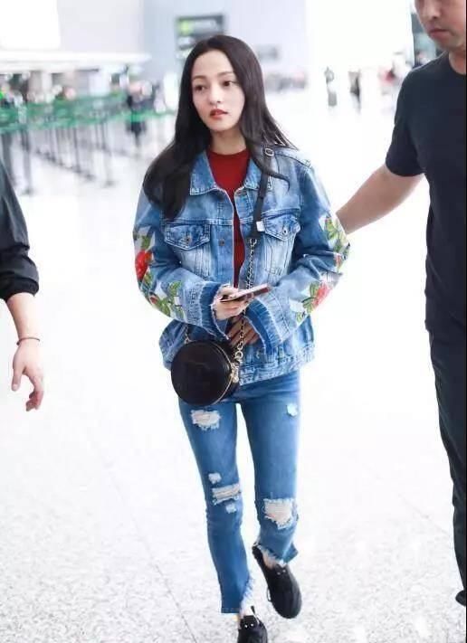  草帽|张韶涵穿“露脐装”美出新高，看到毛球草帽那刻：是小仙女转世吧