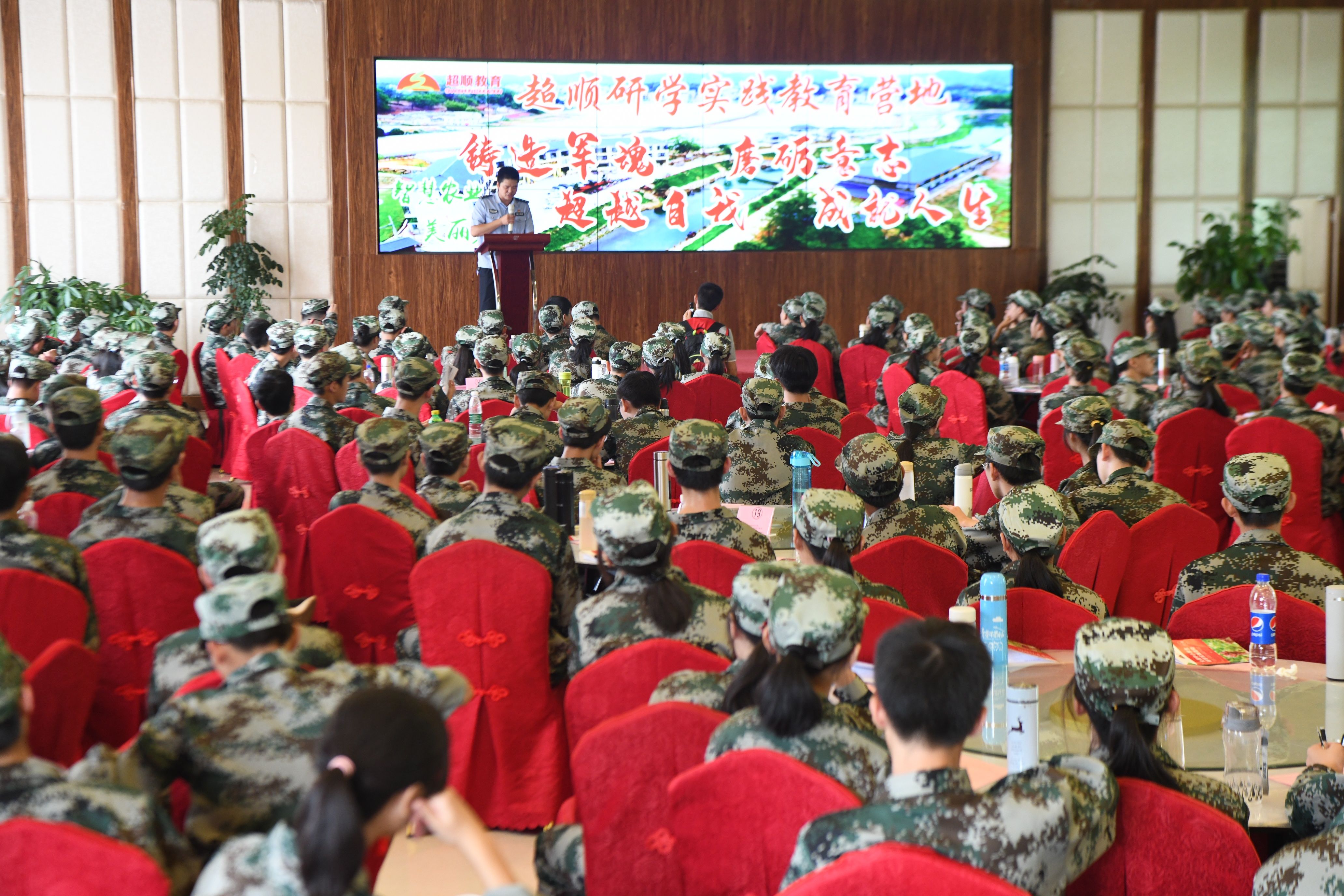 别人|“走过最长最远的路，就是别人的套路”